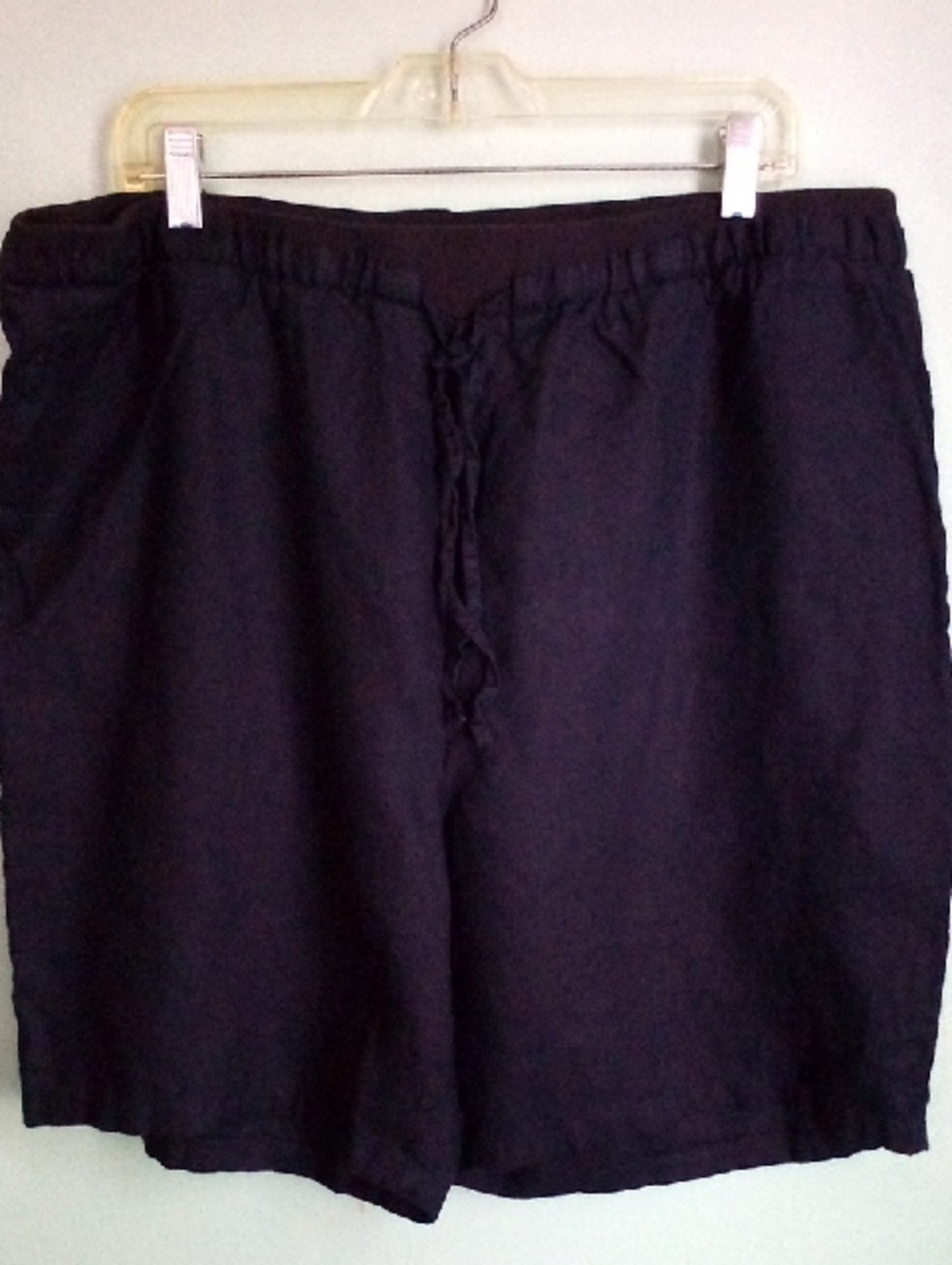 Ellen Tracy Black Drawstring Athletic Shorts